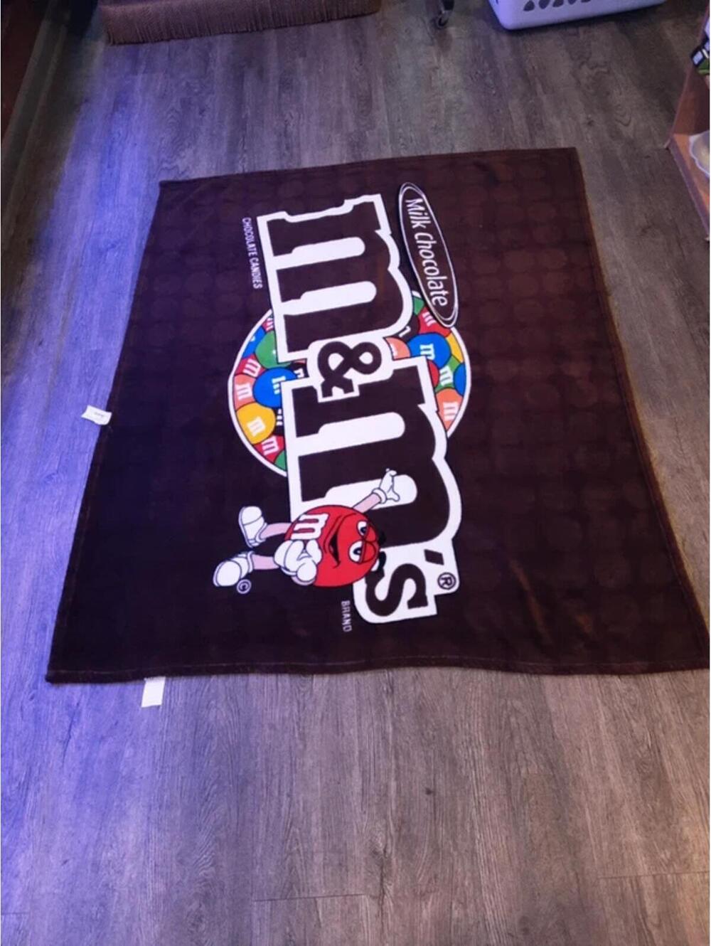 Mars M&M Blanket